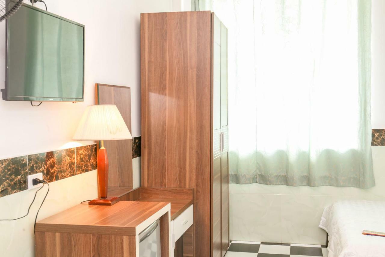 Sao Mai Hotel Ho Chi Minh-stad Buitenkant foto